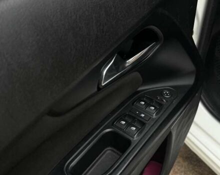 Белый Фиат Типо, объемом двигателя 1.37 л и пробегом 129 тыс. км за 9500 $, фото 15 на Automoto.ua