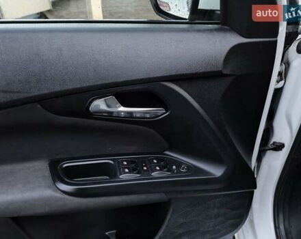 Белый Фиат Типо, объемом двигателя 1.37 л и пробегом 220 тыс. км за 7200 $, фото 6 на Automoto.ua