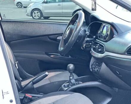 Белый Фиат Типо, объемом двигателя 1.37 л и пробегом 220 тыс. км за 4799 $, фото 11 на Automoto.ua