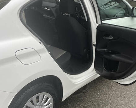 Белый Фиат Типо, объемом двигателя 1.37 л и пробегом 114 тыс. км за 8500 $, фото 6 на Automoto.ua