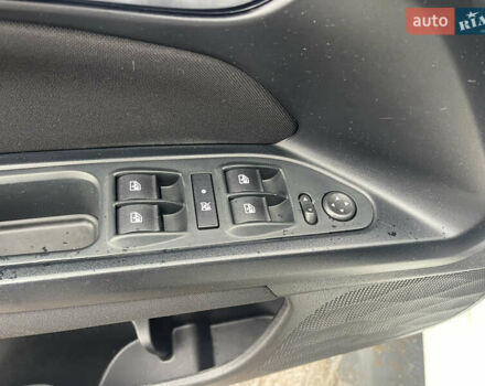 Белый Фиат Типо, объемом двигателя 1.37 л и пробегом 100 тыс. км за 8850 $, фото 7 на Automoto.ua