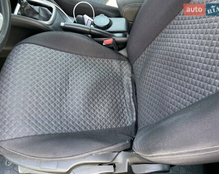 Білий Фіат Тіпо, об'ємом двигуна 1.37 л та пробігом 110 тис. км за 8700 $, фото 10 на Automoto.ua