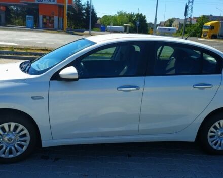 Белый Фиат Типо, объемом двигателя 1.4 л и пробегом 29 тыс. км за 9900 $, фото 1 на Automoto.ua