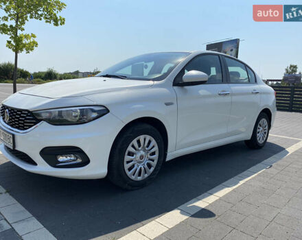 Білий Фіат Тіпо, об'ємом двигуна 1.37 л та пробігом 110 тис. км за 8700 $, фото 2 на Automoto.ua