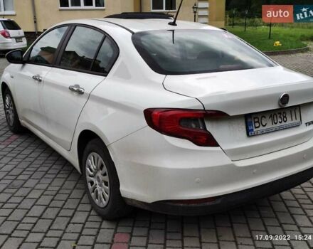 Белый Фиат Типо, объемом двигателя 1.4 л и пробегом 70 тыс. км за 10500 $, фото 5 на Automoto.ua