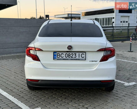 Белый Фиат Типо, объемом двигателя 1.37 л и пробегом 114 тыс. км за 10700 $, фото 6 на Automoto.ua