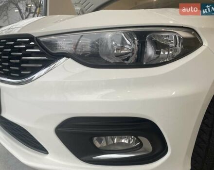 Белый Фиат Типо, объемом двигателя 1.37 л и пробегом 134 тыс. км за 8600 $, фото 7 на Automoto.ua