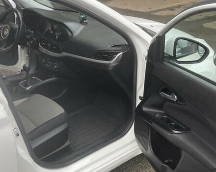 Белый Фиат Типо, объемом двигателя 1.37 л и пробегом 114 тыс. км за 8500 $, фото 5 на Automoto.ua