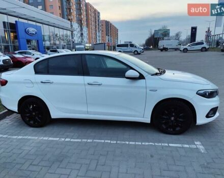Белый Фиат Типо, объемом двигателя 1.4 л и пробегом 26 тыс. км за 11000 $, фото 2 на Automoto.ua