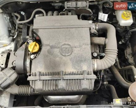 Белый Фиат Типо, объемом двигателя 1.4 л и пробегом 70 тыс. км за 10500 $, фото 7 на Automoto.ua