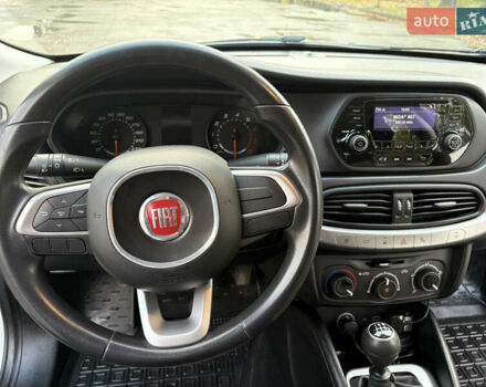 Фиат Типо 2019 в Горишние Плавни (Комсомольск) на Automoto.ua Белый Фиат Типо, объемом двигателя 1.37 л и пробегом 48 тыс. км за 9250 $, фото 15 на Automoto.ua