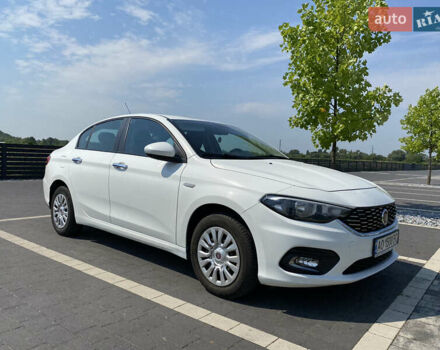 Білий Фіат Тіпо, об'ємом двигуна 1.37 л та пробігом 110 тис. км за 8700 $, фото 1 на Automoto.ua