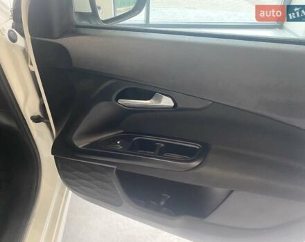 Белый Фиат Типо, объемом двигателя 1.37 л и пробегом 134 тыс. км за 8600 $, фото 20 на Automoto.ua