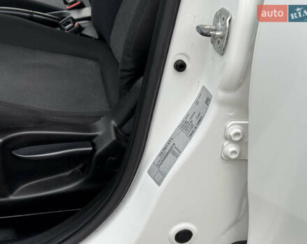 Фіат Тіпо 2020 у Смеле на Automoto.ua Білий Фіат Тіпо, об'ємом двигуна 1.37 л та пробігом 258 тис. км за 7600 $, фото 17 на Automoto.ua