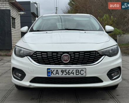 Фіат Тіпо 2020 у Смеле на Automoto.ua Білий Фіат Тіпо, об'ємом двигуна 1.37 л та пробігом 258 тис. км за 7600 $, фото 7 на Automoto.ua