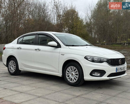 Фіат Тіпо 2020 у Смеле на Automoto.ua Білий Фіат Тіпо, об'ємом двигуна 1.37 л та пробігом 258 тис. км за 7600 $, фото 1 на Automoto.ua