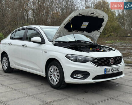 Фіат Тіпо 2020 у Смеле на Automoto.ua Білий Фіат Тіпо, об'ємом двигуна 1.37 л та пробігом 258 тис. км за 7600 $, фото 38 на Automoto.ua