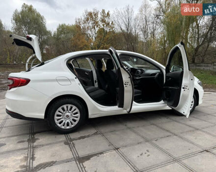 Фіат Тіпо 2020 у Смеле на Automoto.ua Білий Фіат Тіпо, об'ємом двигуна 1.37 л та пробігом 258 тис. км за 7600 $, фото 13 на Automoto.ua