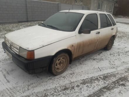 Білий Фіат Тіпо, об'ємом двигуна 1.4 л та пробігом 450 тис. км за 550 $, фото 1 на Automoto.ua