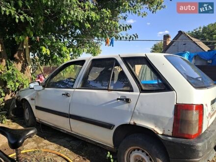 Білий Фіат Тіпо, об'ємом двигуна 0 л та пробігом 123 тис. км за 500 $, фото 1 на Automoto.ua
