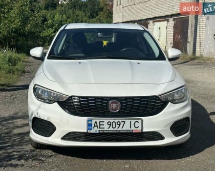 Білий Фіат Тіпо, об'ємом двигуна 1.37 л та пробігом 57 тис. км за 9900 $, фото 1 на Automoto.ua
