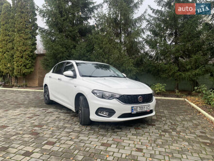 Белый Фиат Типо, объемом двигателя 1.37 л и пробегом 62 тыс. км за 10500 $, фото 1 на Automoto.ua