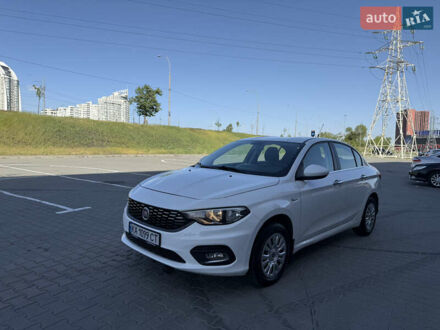 Фіат Тіпо 2017 у Києві на Automoto.ua Білий Фіат Тіпо, об'ємом двигуна 1.25 л та пробігом 167 тис. км за 7900 $, фото 1 на Automoto.ua