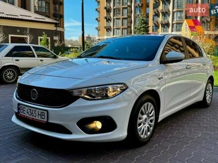 Фиат Типо 2017 в Николаеве на Automoto.ua Белый Фиат Типо, объемом двигателя 1.37 л и пробегом 69 тыс. км за 8444 $, фото 1 на Automoto.ua