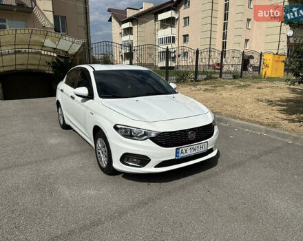 Білий Фіат Тіпо, об'ємом двигуна 1.3 л та пробігом 72 тис. км за 10000 $, фото 1 на Automoto.ua