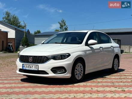 Білий Фіат Тіпо, об'ємом двигуна 1.4 л та пробігом 110 тис. км за 8500 $, фото 1 на Automoto.ua