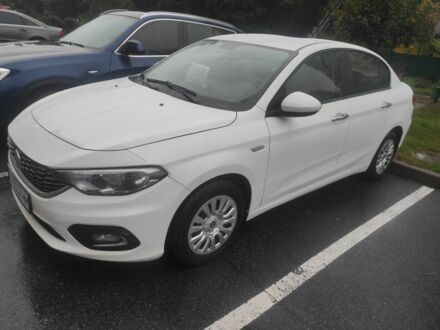 Фіат Тіпо 2019 у Вышгороде на Automoto.ua Білий Фіат Тіпо, об'ємом двигуна 1.4 л та пробігом 83 тис. км за 10000 $, фото 1 на Automoto.ua