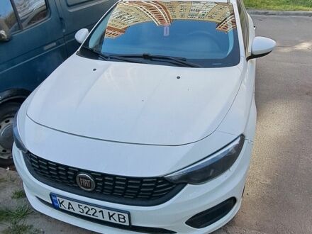 Фиат Типо 2019 в Киеве на Automoto.ua Белый Фиат Типо, объемом двигателя 1.4 л и пробегом 183 тыс. км за 8700 $, фото 1 на Automoto.ua