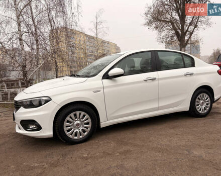 Белый Фиат Типо, объемом двигателя 1.37 л и пробегом 61 тыс. км за 10400 $, фото 1 на Automoto.ua