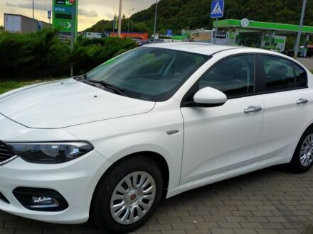 Белый Фиат Типо, объемом двигателя 1.4 л и пробегом 29 тыс. км за 9900 $, фото 1 на Automoto.ua