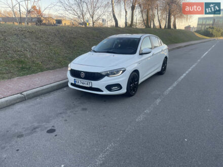 Білий Фіат Тіпо, об'ємом двигуна 1.37 л та пробігом 100 тис. км за 9250 $, фото 1 на Automoto.ua