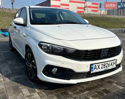 Белый Фиат Типо, объемом двигателя 1.37 л и пробегом 37 тыс. км за 10900 $, фото 1 на Automoto.ua