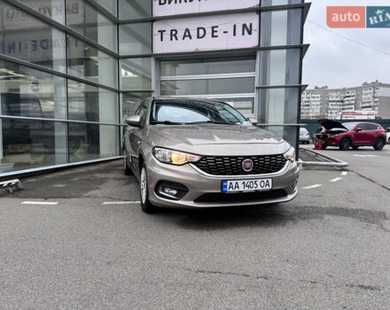 Бежевий Фіат Тіпо, об'ємом двигуна 1.37 л та пробігом 84 тис. км за 8500 $, фото 2 на Automoto.ua