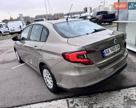 Бежевий Фіат Тіпо, об'ємом двигуна 1.37 л та пробігом 84 тис. км за 8500 $, фото 6 на Automoto.ua