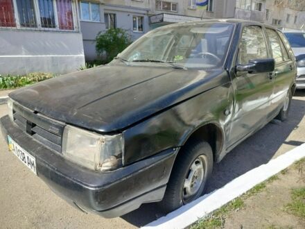 Фиат Типо 1988 в Смеле на Automoto.ua Черный Фиат Типо, объемом двигателя 1 л и пробегом 140 тыс. км за 254 $, фото 1 на Automoto.ua