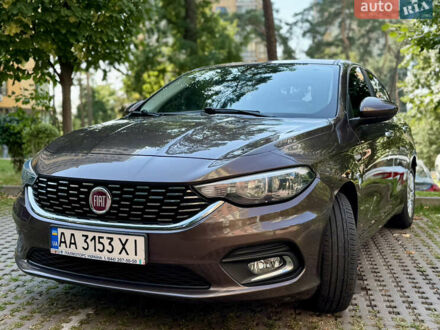Фиат Типо 2018 в Киеве на Automoto.ua Коричневый Фиат Типо, объемом двигателя 1.37 л и пробегом 57 тыс. км за 10500 $, фото 1 на Automoto.ua