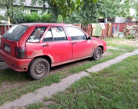 Красный Фиат Типо, объемом двигателя 1.6 л и пробегом 200 тыс. км за 429 $, фото 2 на Automoto.ua