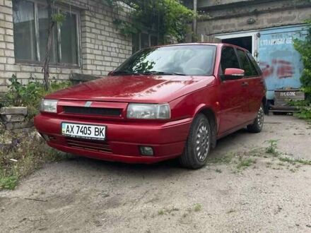Красный Фиат Типо, объемом двигателя 1.4 л и пробегом 290 тыс. км за 1700 $, фото 1 на Automoto.ua