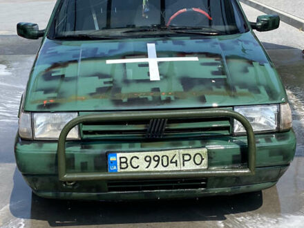 Фиат Типо 1988 в Львове на Automoto.ua Красный Фиат Типо, объемом двигателя 1.58 л и пробегом 80 тыс. км за 600 $, фото 1 на Automoto.ua