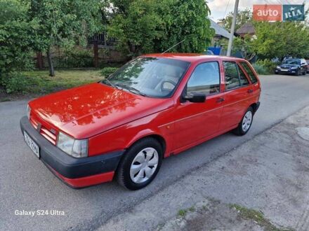 Фиат Типо 1992 в Черкассах на Automoto.ua Красный Фиат Типо, объемом двигателя 1.6 л и пробегом 178 тыс. км за 1690 $, фото 1 на Automoto.ua