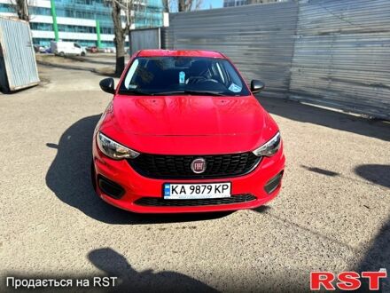 Красный Фиат Типо, объемом двигателя 1.4 л и пробегом 257 тыс. км за 9300 $, фото 1 на Automoto.ua