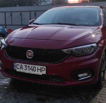 Красный Фиат Типо, объемом двигателя 1.37 л и пробегом 122 тыс. км за 10500 $, фото 1 на Automoto.ua