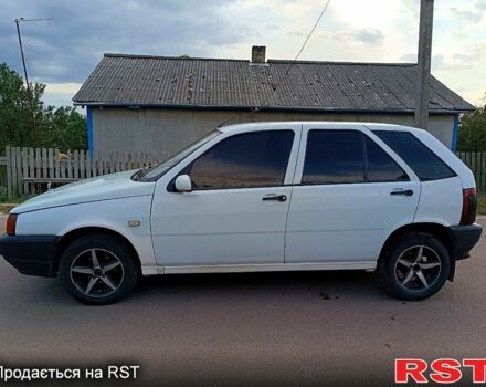 Фиат Типо, объемом двигателя 1.4 л и пробегом 152 тыс. км за 1600 $, фото 1 на Automoto.ua