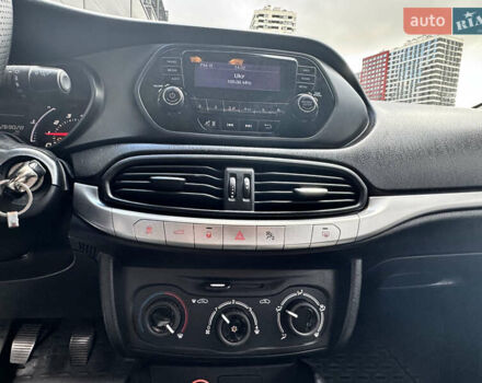 Фіат Тіпо, об'ємом двигуна 1.4 л та пробігом 269 тис. км за 7990 $, фото 27 на Automoto.ua