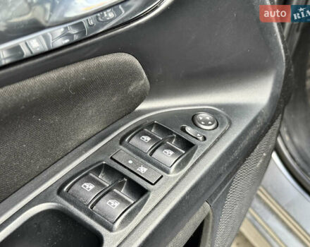 Фіат Тіпо, об'ємом двигуна 1.4 л та пробігом 269 тис. км за 7990 $, фото 26 на Automoto.ua