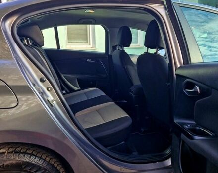 Фіат Тіпо, об'ємом двигуна 1.4 л та пробігом 118 тис. км за 7499 $, фото 10 на Automoto.ua